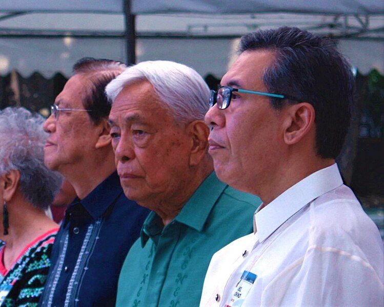 File:TañadaPimentelDioknoBantayogngmgaBayani20181130Alternativity.jpg