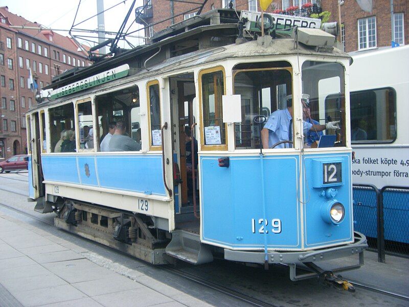 File:Trams gothenburg 11.jpg