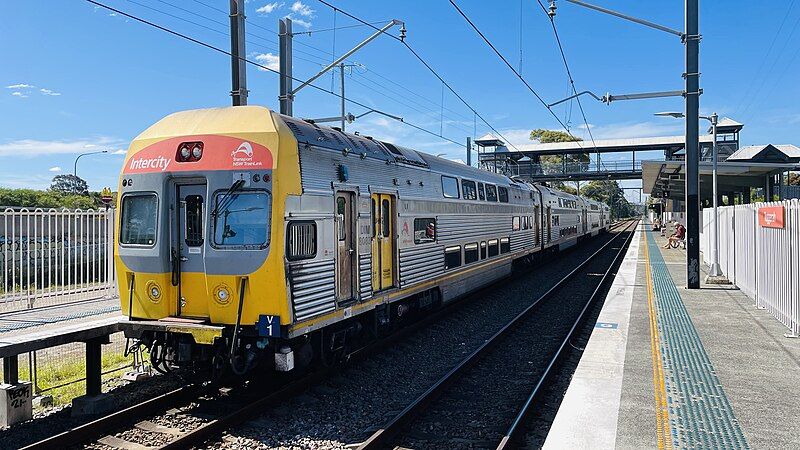 File:Tuggerah Railway Station.jpg