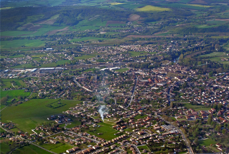 File:Aerial-saintsulpice(tarn).png