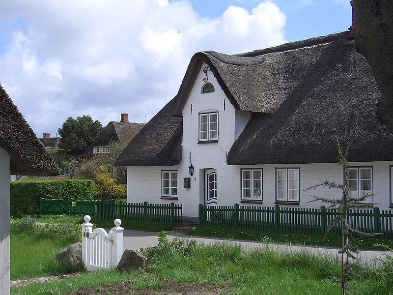 File:Amrum Haus1.jpg