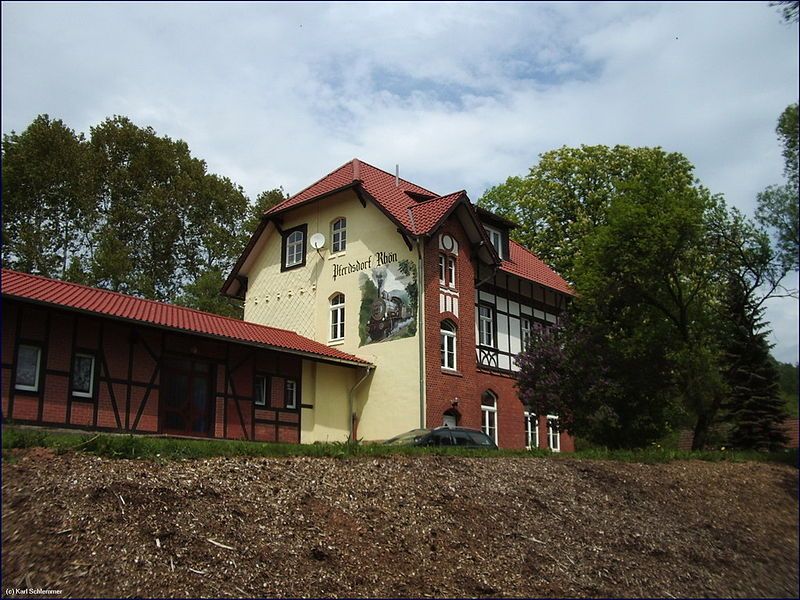 File:Bahnhof Pferdsdorf.jpg