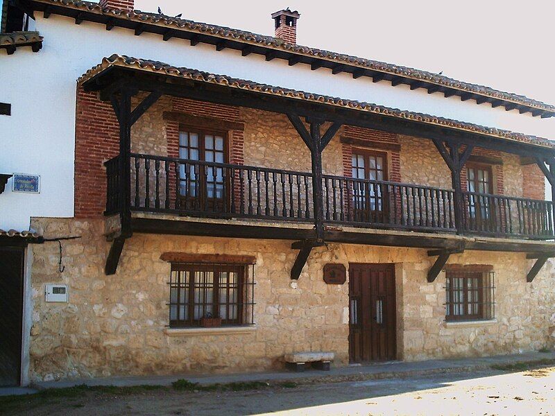 File:Baltanás 11.JPG