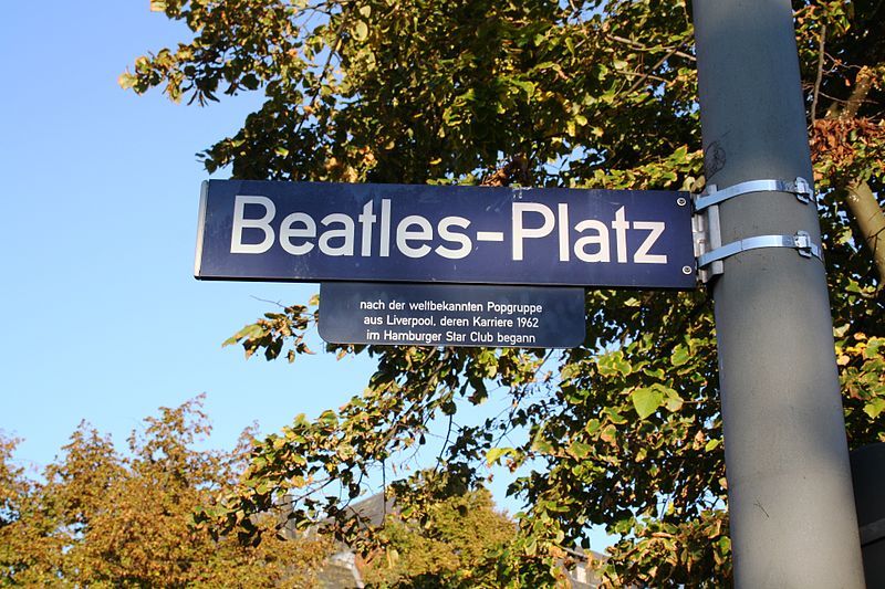 File:Beatles Platz Hamburg.JPG