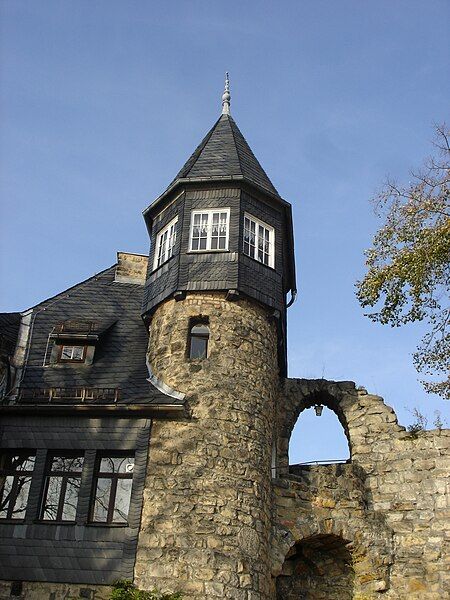 File:Burg Altrathen.JPG