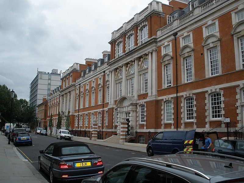 File:Chelsea College 2010.JPG