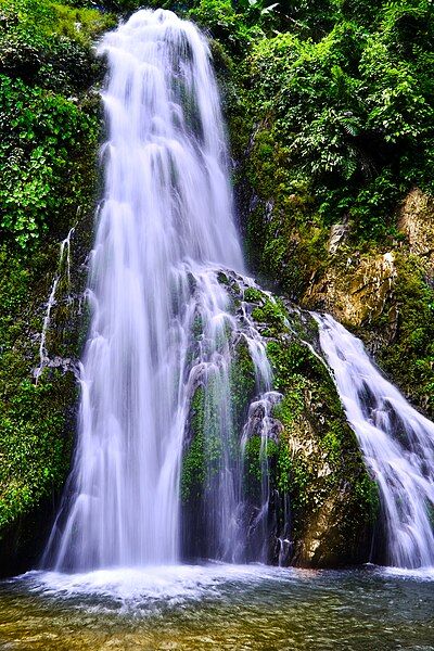 File:KANTHI WATER FALL.jpg