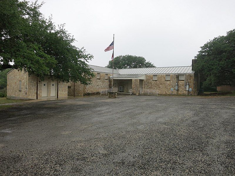 File:Kendalia TX Library.jpg