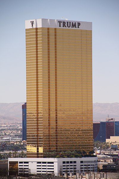 File:Las-Vegas-Trump-Hotel-7776.jpg