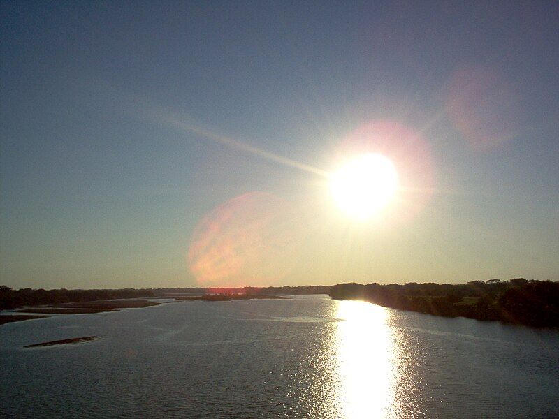 File:Lempa River.jpg