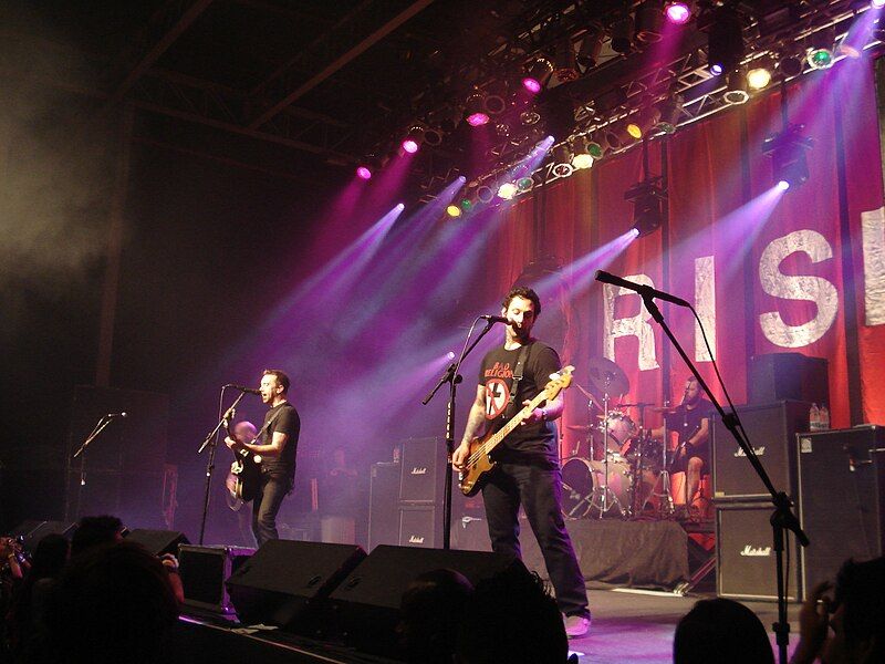 File:Rise Against 2011.jpg