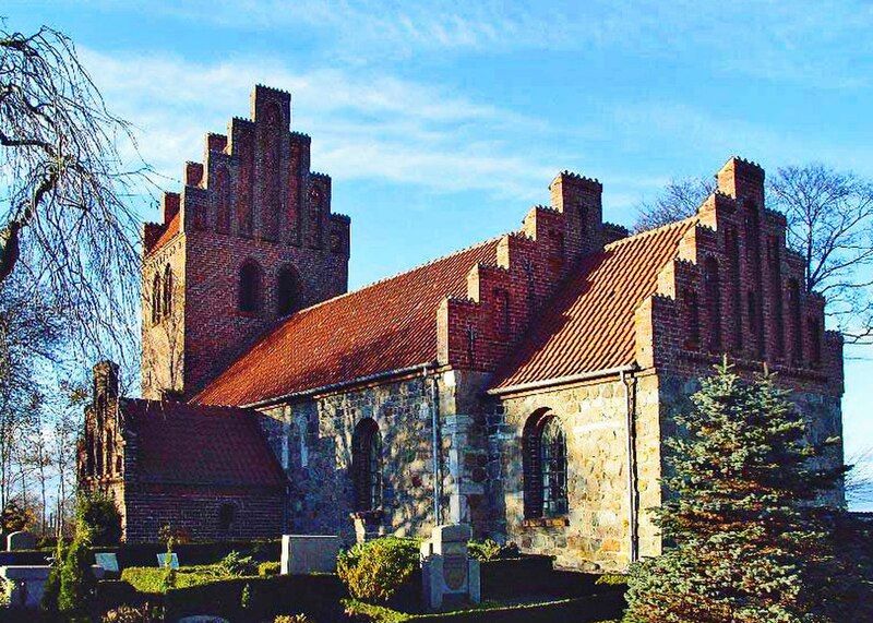 File:Snostrup kirke (Frederikssund).jpg