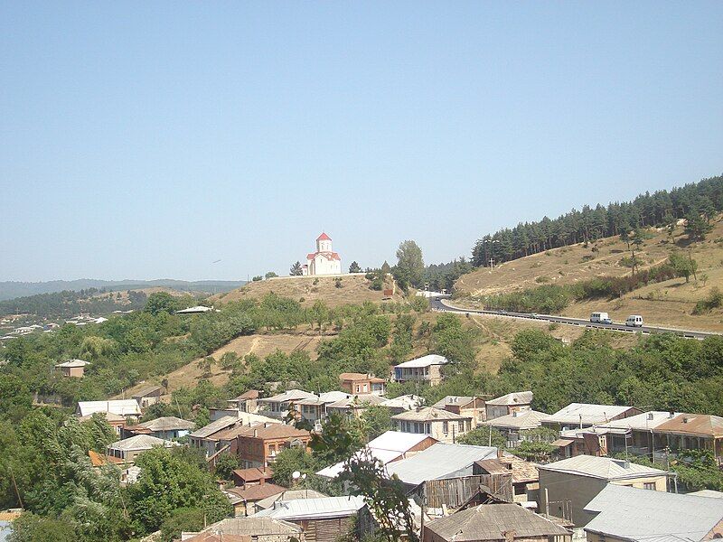 File:Surami, Georgia.JPG