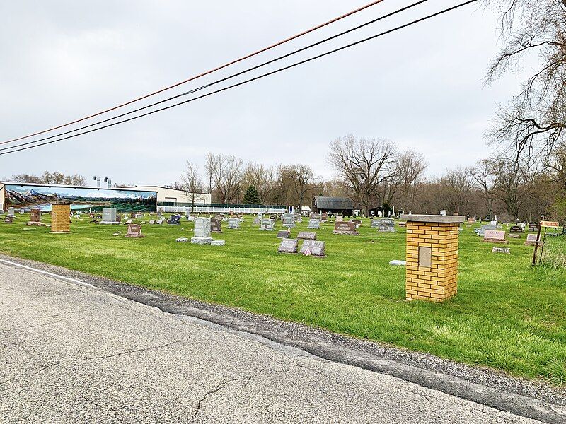 File:Tippecanoe, Indiana Cemetery.jpg