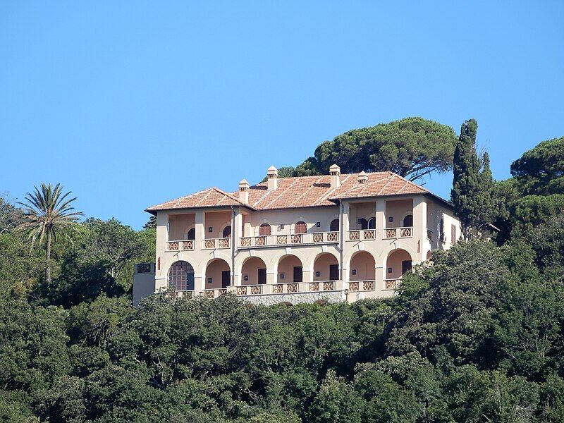 File:Villa Aguet 1.jpg