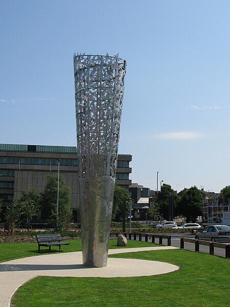 File:Wolverhampton Sainsbury's Sculpture.JPG