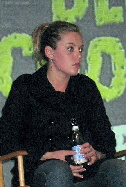 File:Agnes Bruckner.JPG