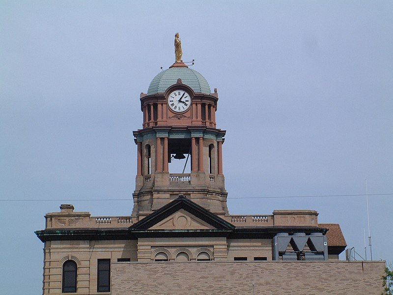 File:Brown County Courthouse.jpg