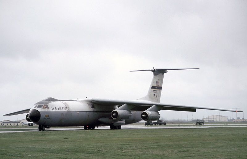 File:C-141B (19956365883).jpg