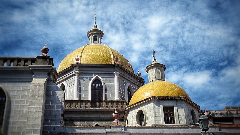 File:Catedral Basílica, Mazatlán.jpg