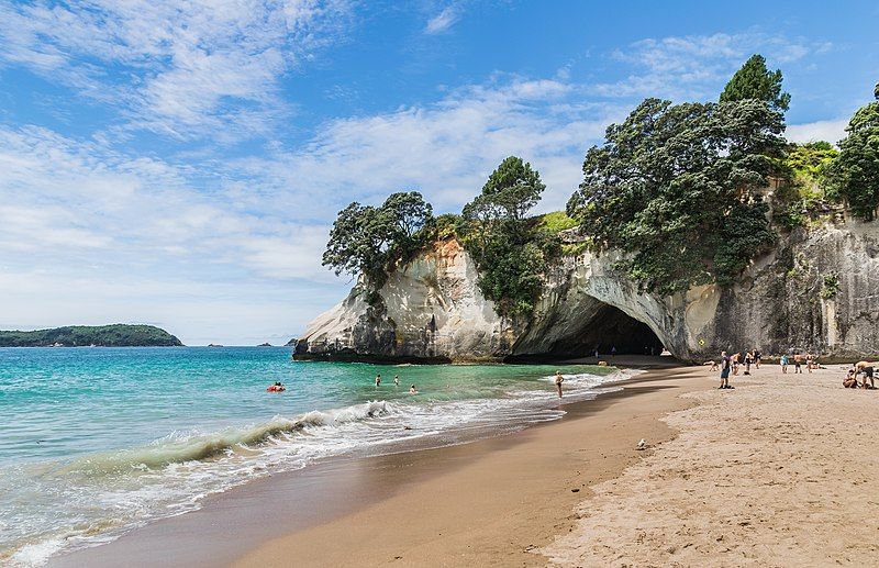 File:Cathedral Cove 06.jpg