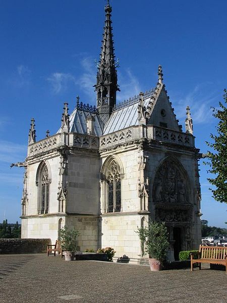 File:Chapel-Saint-Hubert.JPG