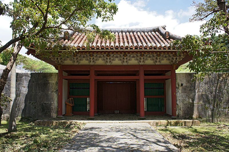 File:Enkaku-ji Naha Okinawa02n.jpg