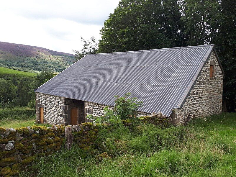 File:Henry Simpson's Barn.jpg