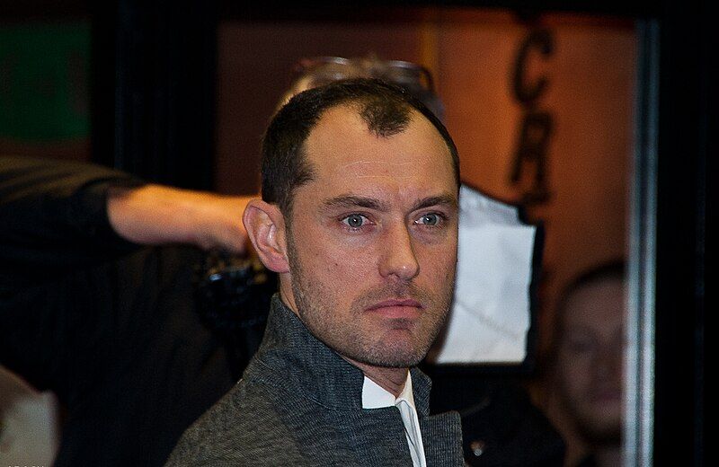 File:Jude Law 2013.jpg