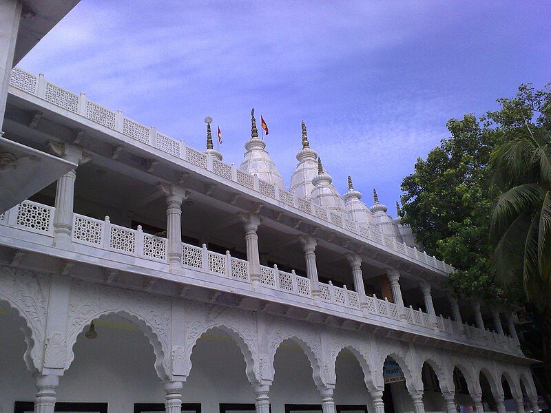 File:Juhu ISKCON.jpg