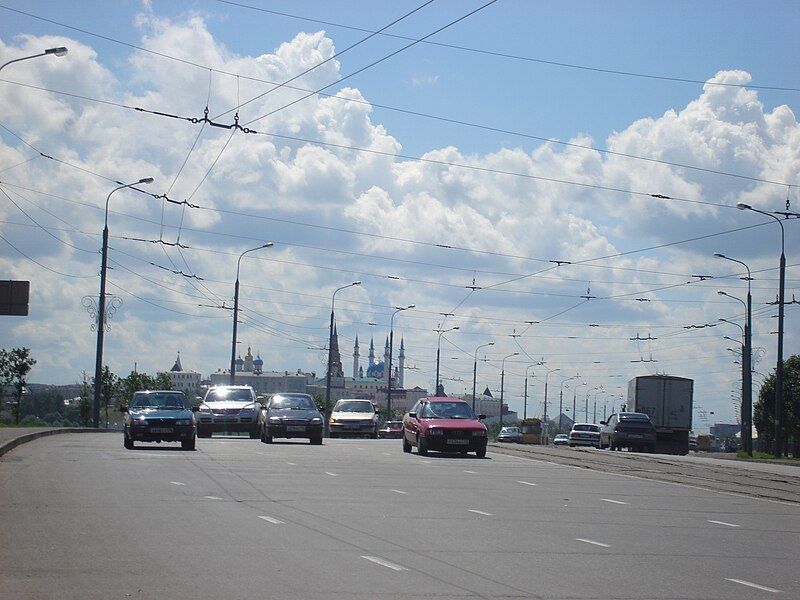 File:Kazan traffic.jpg