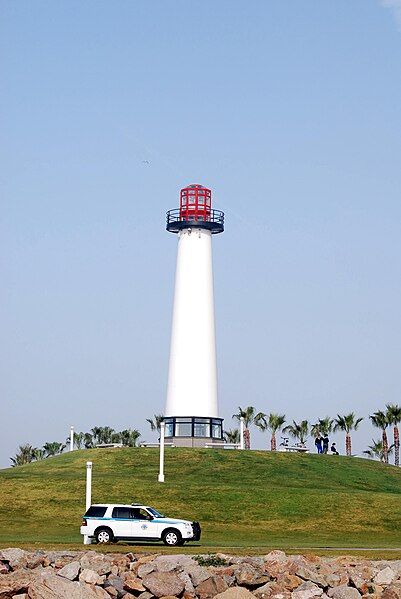 File:Lighthouse (4451361958).jpg