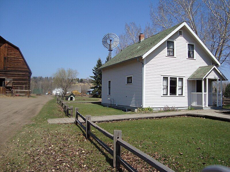 File:Mellon Farm.JPG