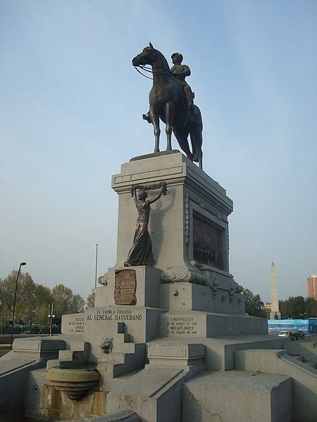 File:MonumentoBaquedano.JPG