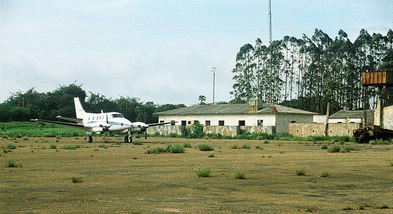 File:MuedaAirport.JPG