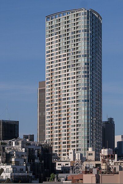 File:Park-Court-Akasaka-The-Tower-01.jpg