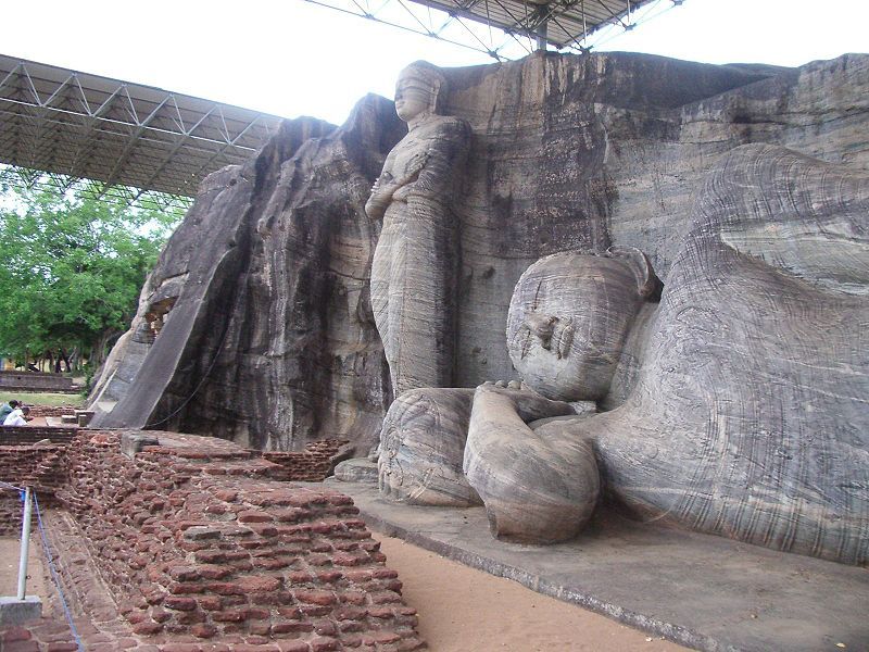 File:Polonnaruwa-galvihara5.jpg