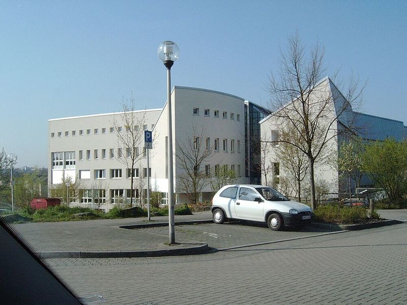 File:Universität Witten 3.jpg