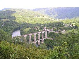 Cize–Bolozon railway viaduct