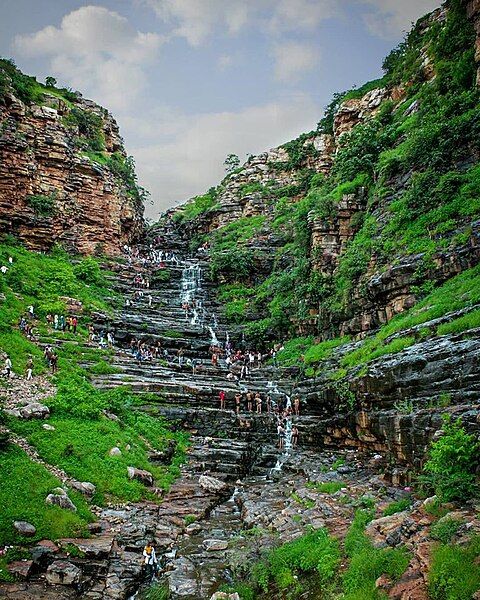 File:Dhundheshwar Waterfall.jpg