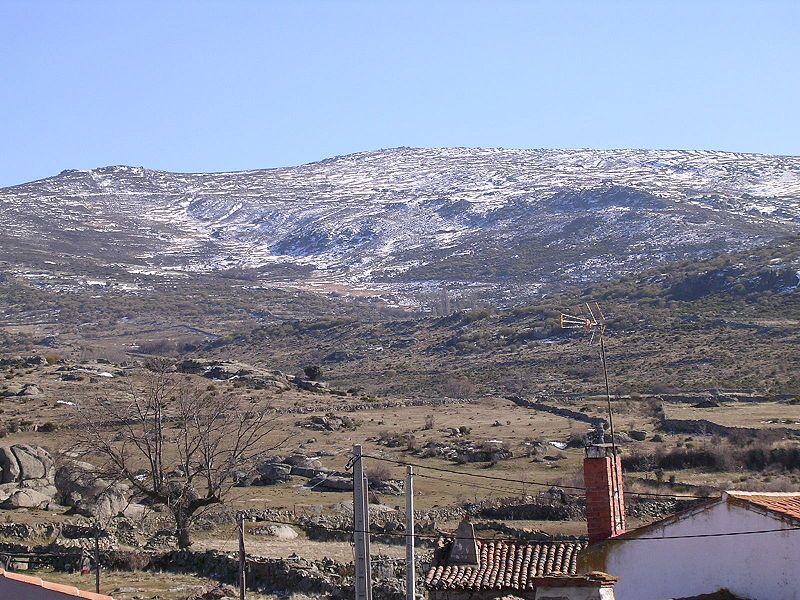 File:Gorria.JPG