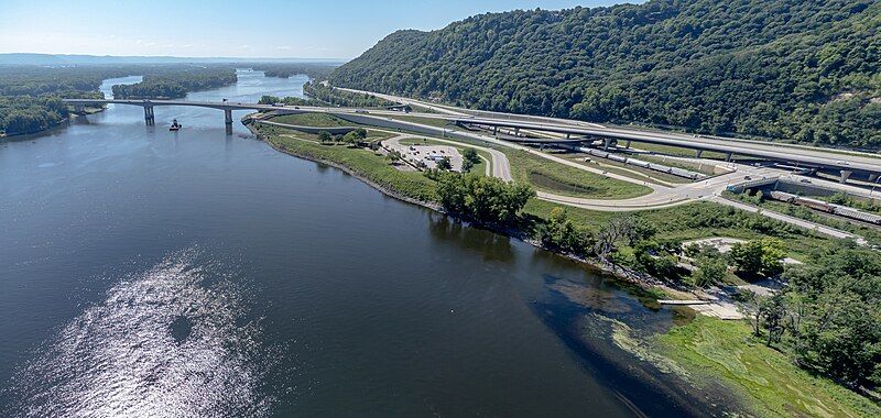 File:I-90 Mississippi Bridge.jpg