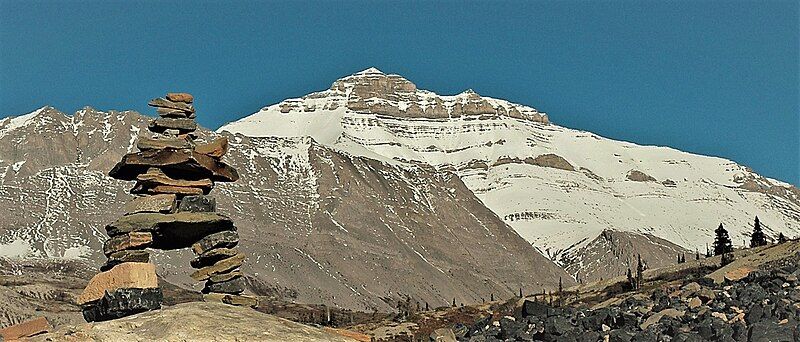 File:Inukshuk, Nigel Peak.jpg