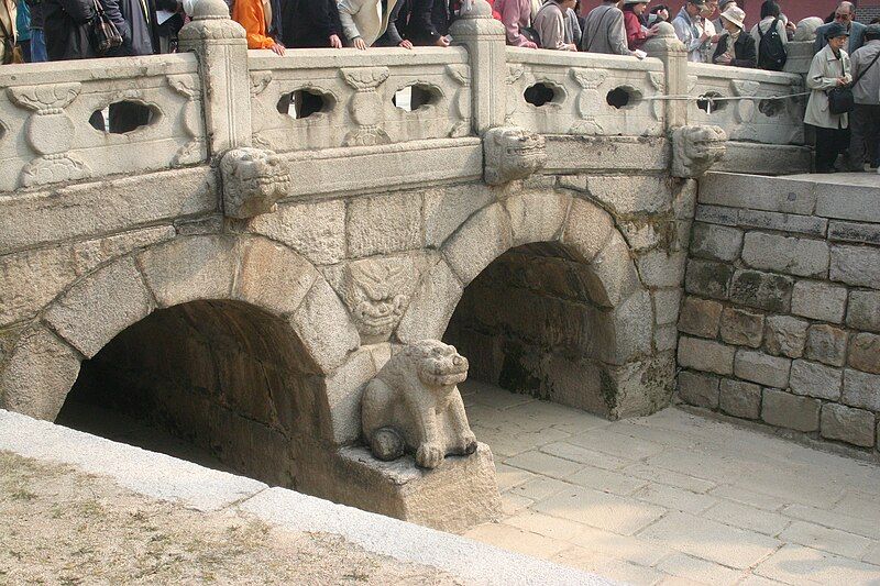 File:Korea-Seoul-Changdeokgung-Geumcheongyo-01.jpg