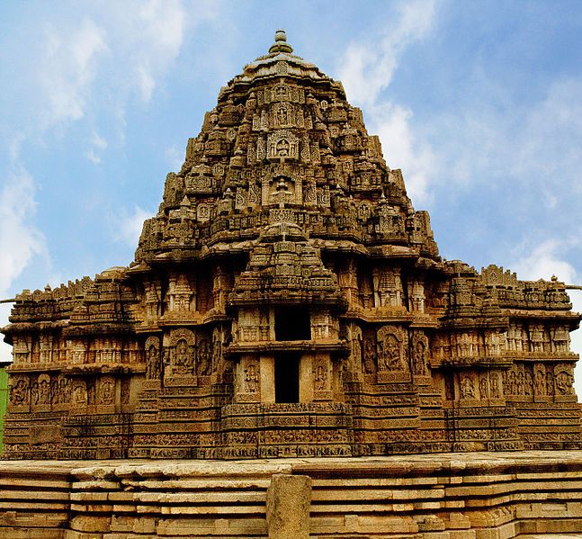 File:Lakshminarayan Temple, Hosaholalu.jpg