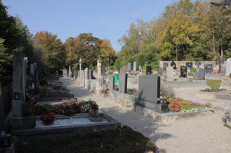 File:Sittendorf-Friedhof 9339.JPG