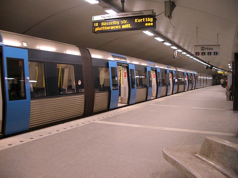 File:T-Centralen Tunnelbana Hässelby.JPG