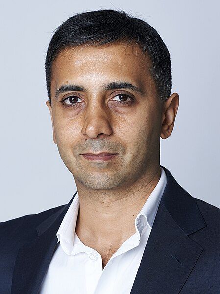 File:Tej Lalvani (cropped).jpg