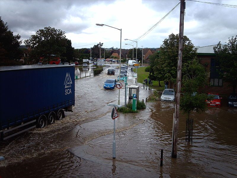 File:ThatchamFloods2007.JPG