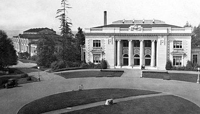 An earlier building of what was then known as the Washington State Museum